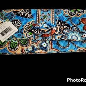 NWT Vera Bradley purse in Bali blue